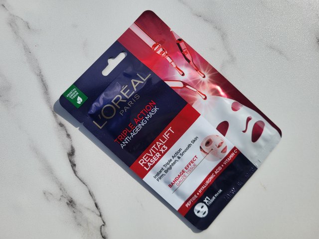 L'Oréal Revitalift Laser x3, Maska do twarzy w płacie, Triple Action Anti-Ageing Mask, Firm, Brighten and Smooth Skin