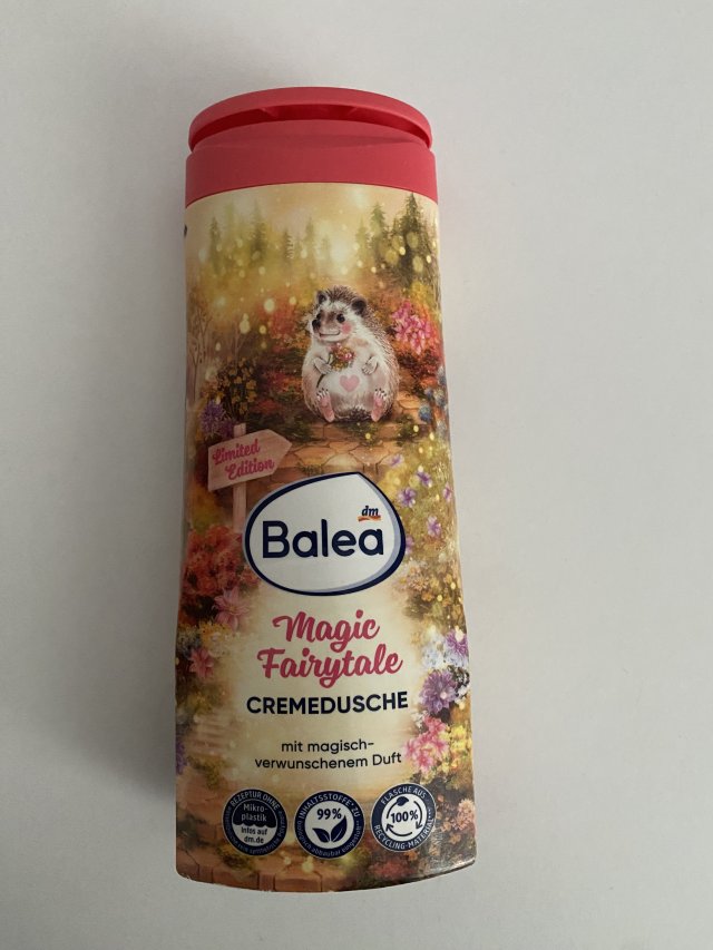 Denkowanie część druga :) Grudzień, kosmetyki w świątecznych opakowaniach lub w świątecznych kolorach: czerwonym, zielonym i złotym 