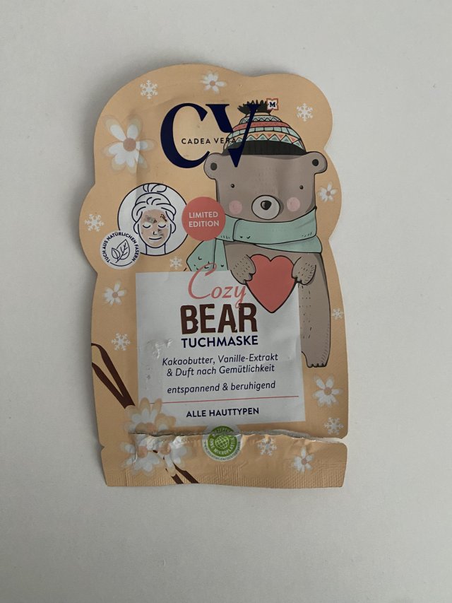 Denkowanie część druga :) Grudzień, kosmetyki w świątecznych opakowaniach lub w świątecznych kolorach: czerwonym, zielonym i złotym 