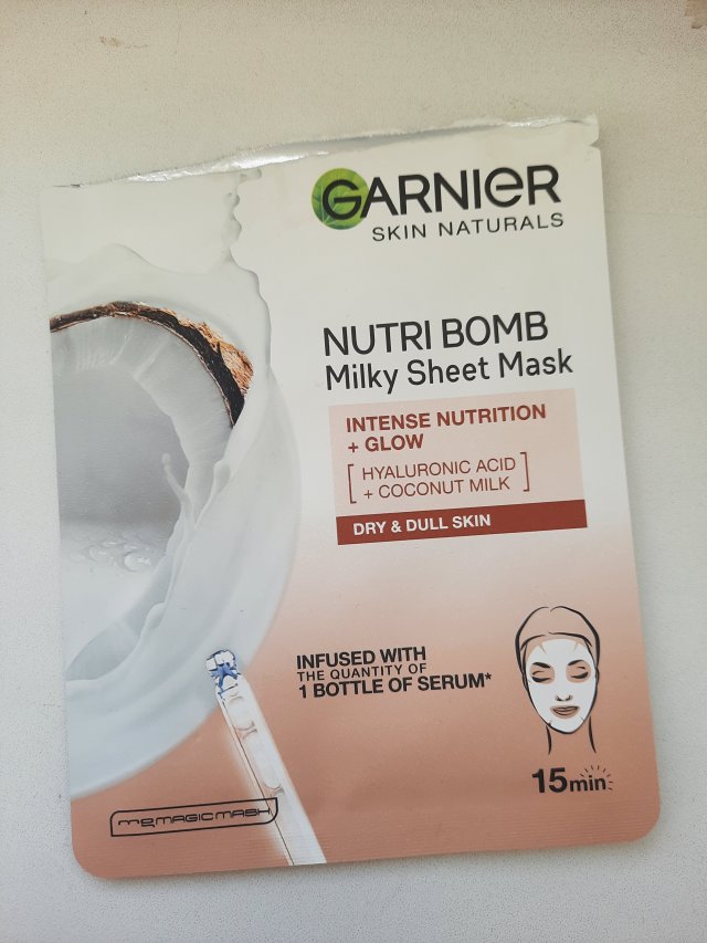 Denkowanie część druga :) Grudzień, kosmetyki w świątecznych opakowaniach lub w świątecznych kolorach: czerwonym, zielonym i złotym 