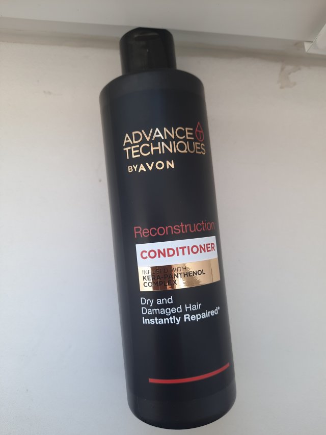 Denkowanie część druga :) Grudzień, kosmetyki w świątecznych opakowaniach lub w świątecznych kolorach: czerwonym, zielonym i złotym 