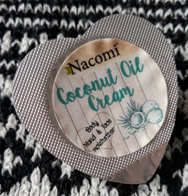 Nacomi Krem do twarzy, ciała i rąk, Coconut Oli Cream, Naturalny olej kokosowy w postaci jedwabistego kremu