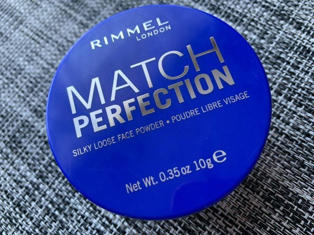 Rimmel Match Perfection, Puder do twarzy, nr 001 Transparent