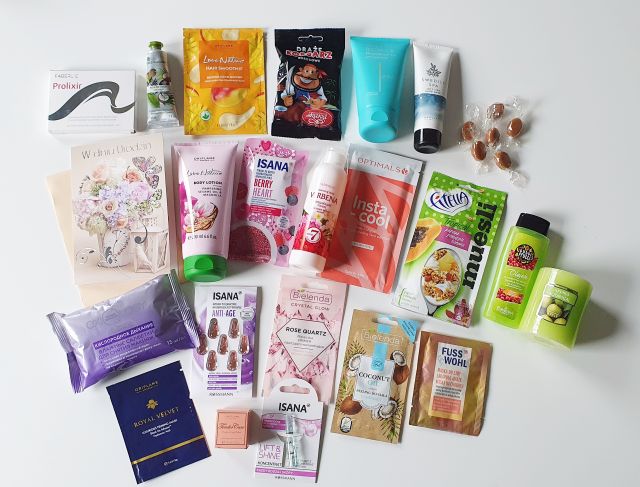 ✩ Kalendarz urodzinowy Clouders ✩