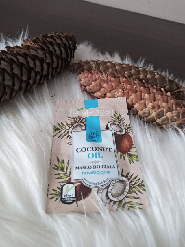 Bielenda Coconut Oil, Masło do ciała, Nawilżające