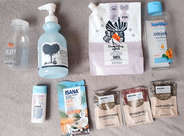 akcja denkowanie! grudzień - kosmetyki w świątecznych opakowaniach i świątecznych kolorach 🎄❄️⛄🎀🎁🎅