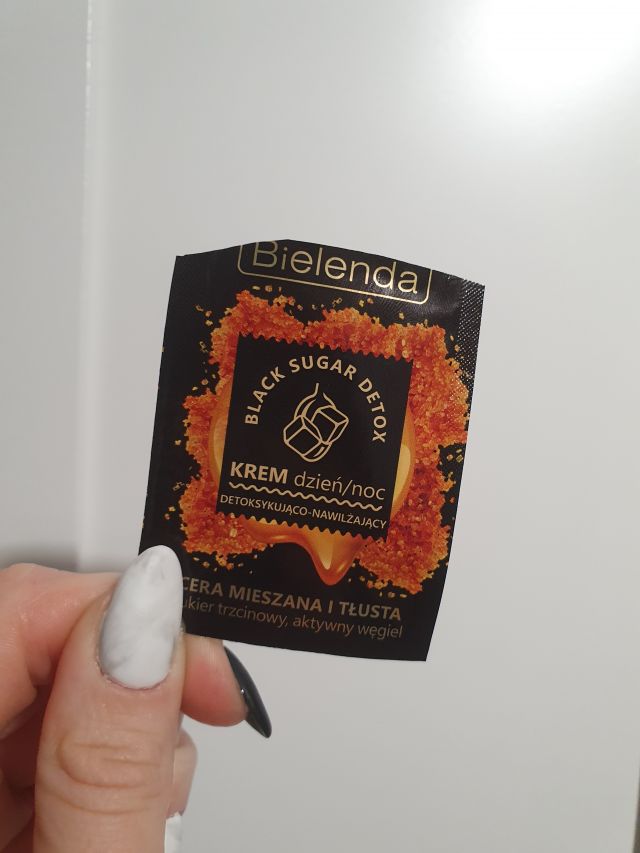 akcja denkowanie! grudzień - kosmetyki w świątecznych opakowaniach i świątecznych kolorach 🎄❄️⛄🎀🎁🎅