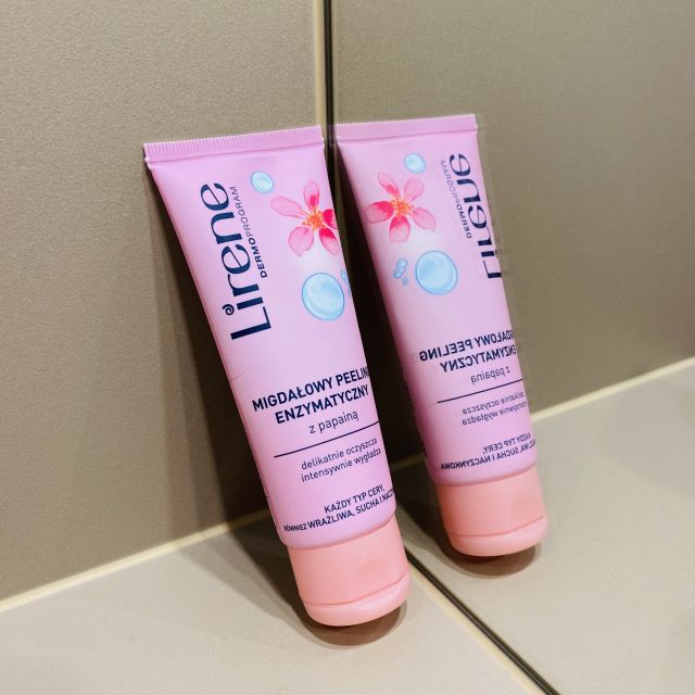 Lirene Dermoprogram, Migdałowy peeling enzymatyczny z Papainą