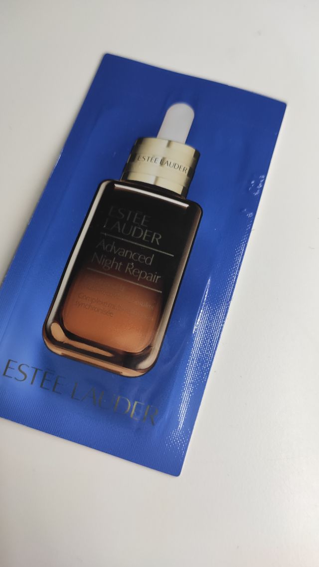 Próbka produktu serum Douglas