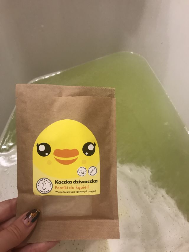 akcja denkowanie! grudzień - kosmetyki w świątecznych opakowaniach i świątecznych kolorach 🎄❄️⛄🎀🎁🎅