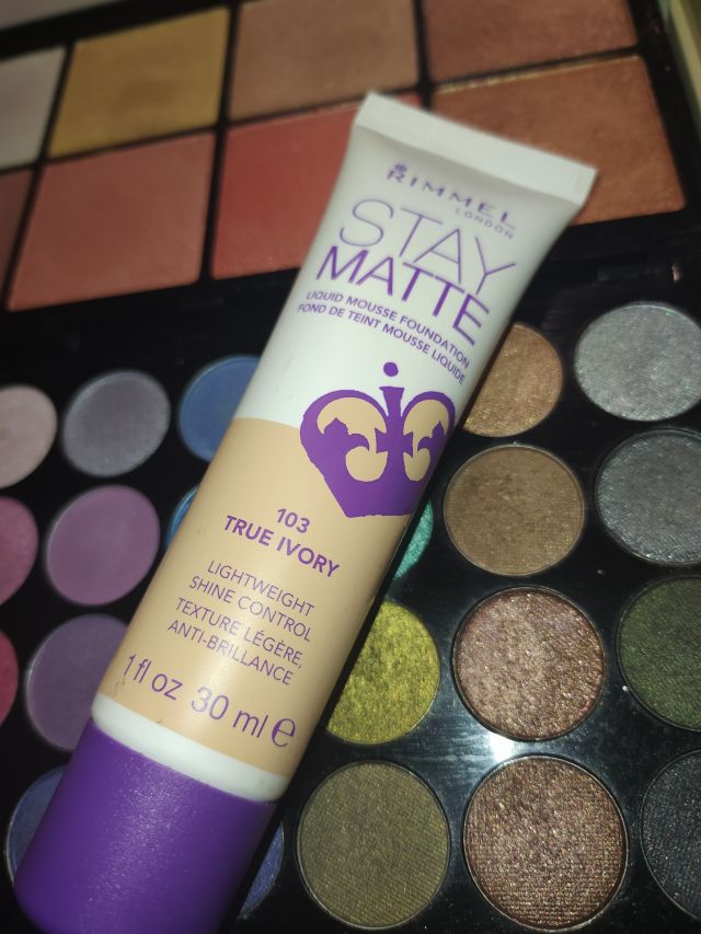 Rimmel Stay Matte, Podkład do twarzy, nr 103 True Ivory