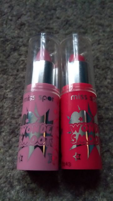 Kolekcja szminek Wonder Smooth od marki Miss Sporty.