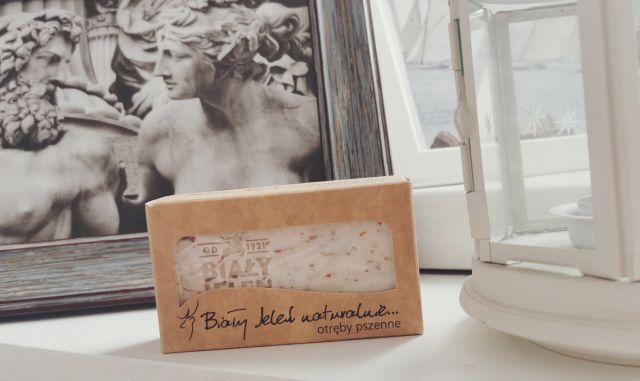 Biały Jeleń Hipoalergiczny, Mydło w kostce, Naturalne, Z otrębami pszennymi