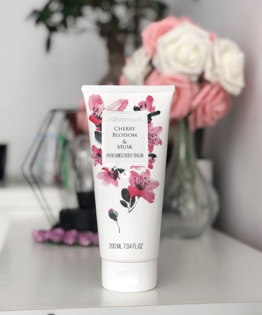 Allvernum Balsam do ciała, Perfumowany, Cherry Bloosom & Musk