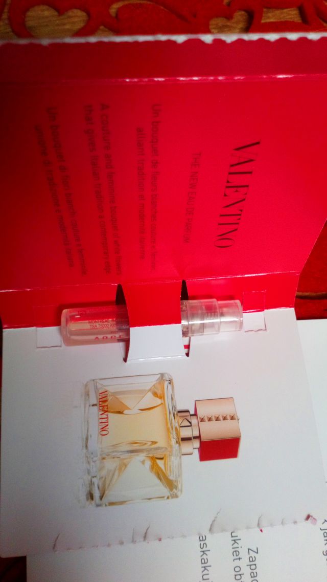 Valentino Woda perfumowana, Voce Viva EDP