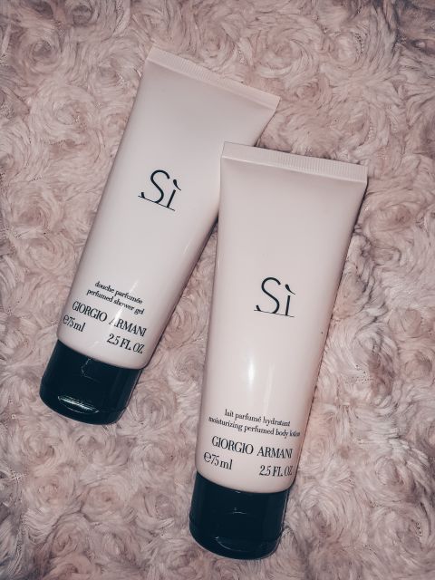 Żel pod prysznic i balsam Si