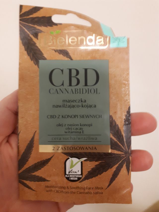 akcja denkowanie! grudzień - kosmetyki w świątecznych opakowaniach i świątecznych kolorach 🎄❄️⛄🎀🎁🎅