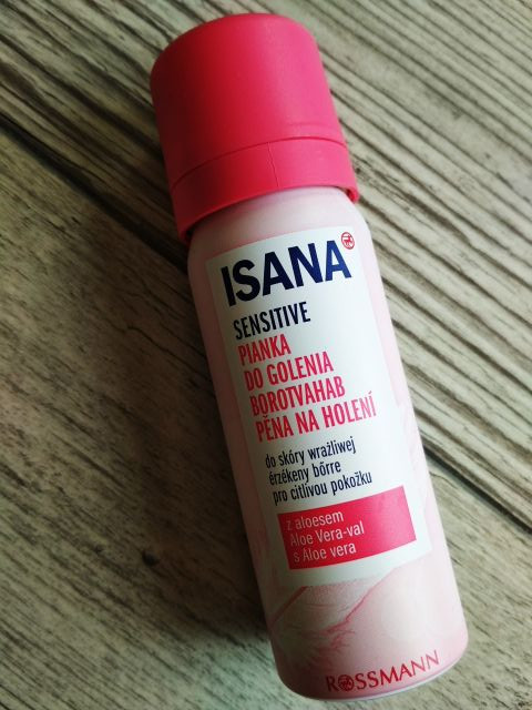 Isana Sensitive, Pianka do golenia, Z aloesem, Skóra wrażliwa