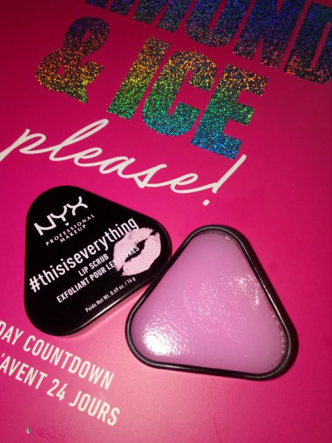 NYX Lip Scrub, Peeling do ust, #This Is Everything