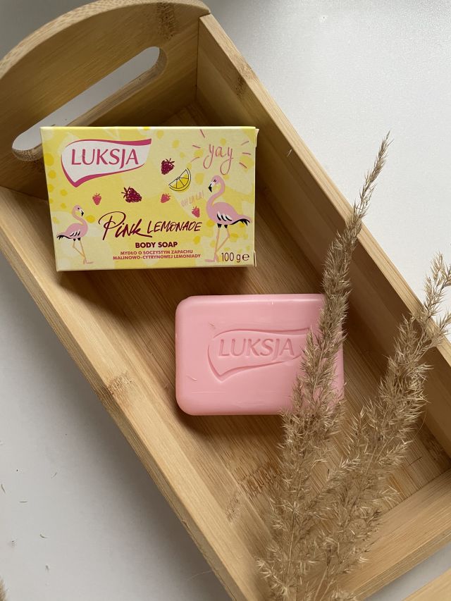 Luksja Pink Lekonade mydło w kostce 