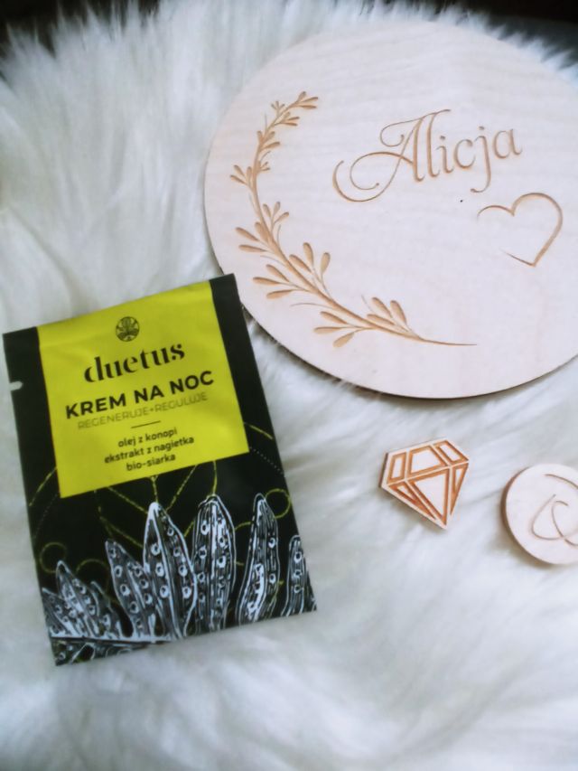 Duetus krem na noc