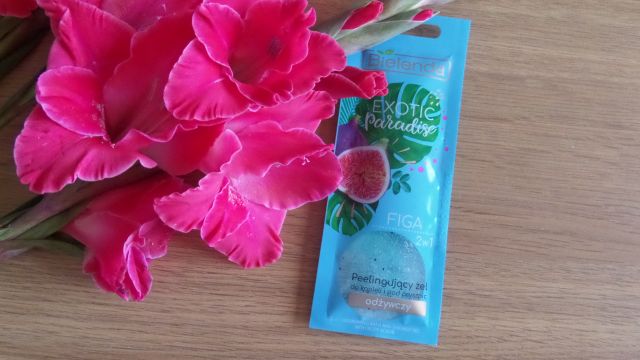 Bielenda Exotic Paradise, Peelingujący żel do kąpieli i pod prysznic, Figa
