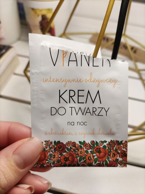 akcja denkowanie! grudzień - kosmetyki w świątecznych opakowaniach i świątecznych kolorach 🎄❄️⛄🎀🎁🎅