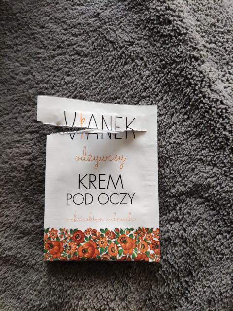 akcja denkowanie! grudzień - kosmetyki w świątecznych opakowaniach i świątecznych kolorach 🎄❄️⛄🎀🎁🎅