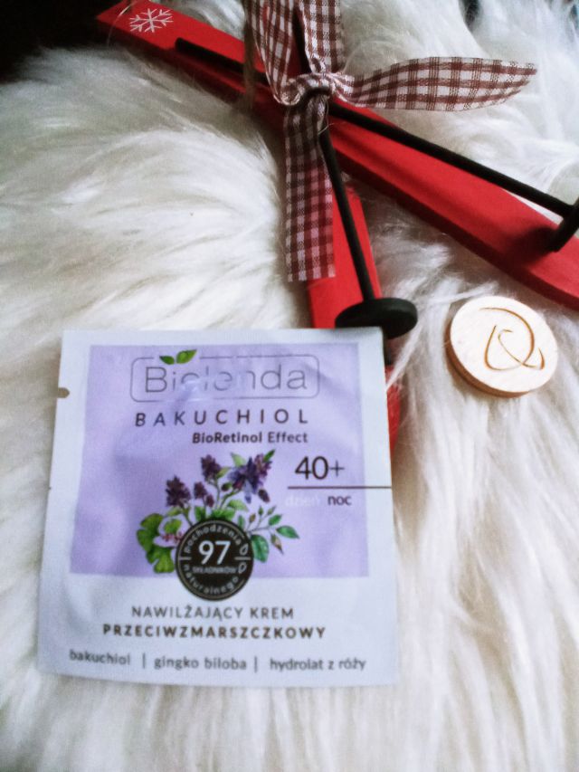 akcja denkowanie! grudzień - kosmetyki w świątecznych opakowaniach i świątecznych kolorach 🎄❄️⛄🎀🎁🎅