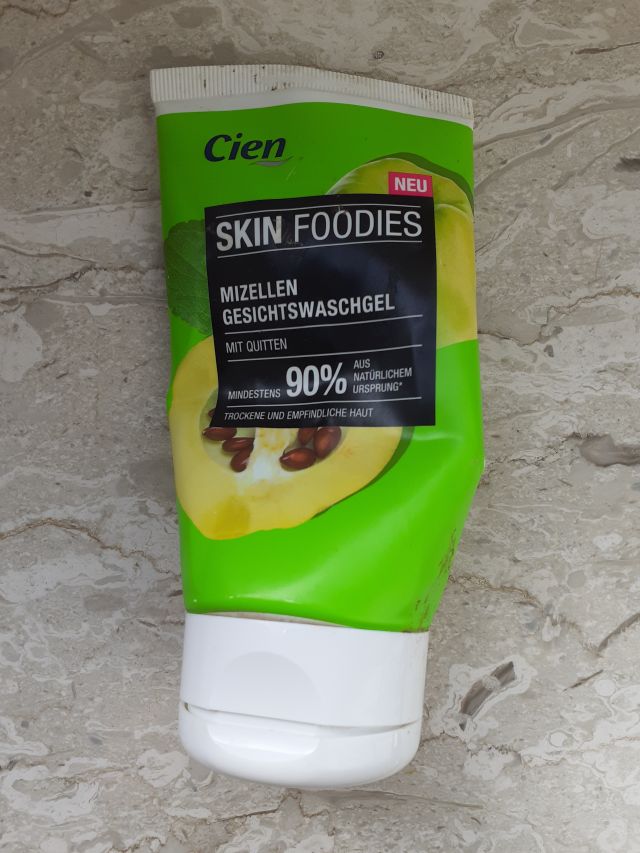 akcja denkowanie! grudzień - kosmetyki w świątecznych opakowaniach i świątecznych kolorach 🎄❄️⛄🎀🎁🎅