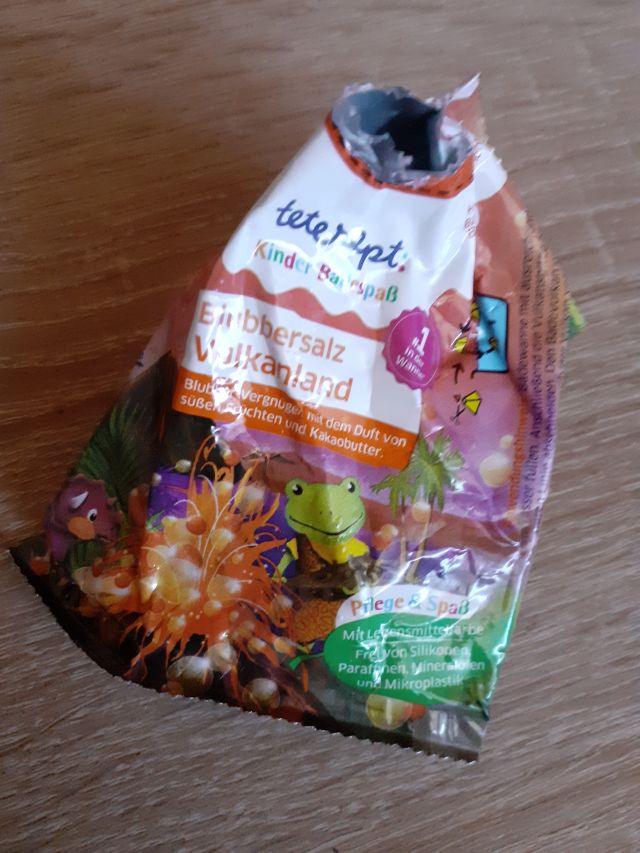 akcja denkowanie! grudzień - kosmetyki w świątecznych opakowaniach i świątecznych kolorach 🎄❄️⛄🎀🎁🎅