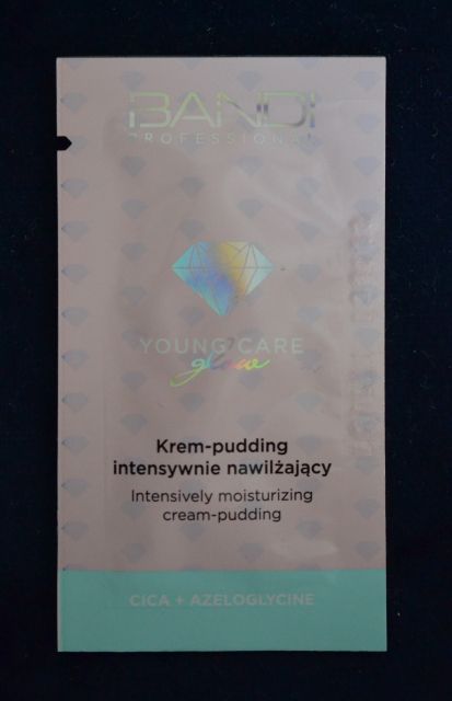 Bandi Young Care Glow, Krem-pudding do twarzy, Intensywnie nawilżający
