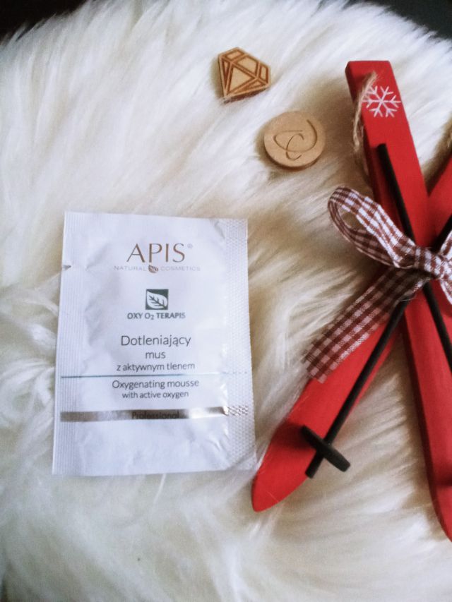 akcja denkowanie! grudzień - kosmetyki w świątecznych opakowaniach i świątecznych kolorach 🎄❄️⛄🎀🎁🎅