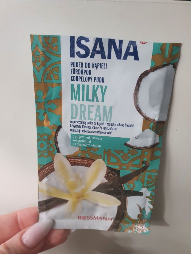 akcja denkowanie! grudzień - kosmetyki w świątecznych opakowaniach i świątecznych kolorach 🎄❄️⛄🎀🎁🎅