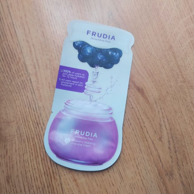 Frudia Krem do twarzy, Intensywnie nawilżający, Jagoda