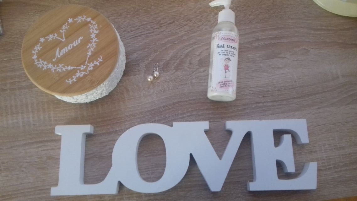 Nacomi Balsam do biustu, Bust Cream, dla kobiet w ciąży