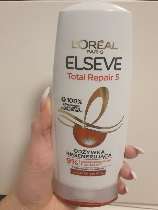 akcja denkowanie! grudzień - kosmetyki w świątecznych opakowaniach i świątecznych kolorach 🎄❄️⛄🎀🎁🎅