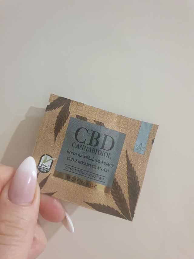 akcja denkowanie! grudzień - kosmetyki w świątecznych opakowaniach i świątecznych kolorach 🎄❄️⛄🎀🎁🎅