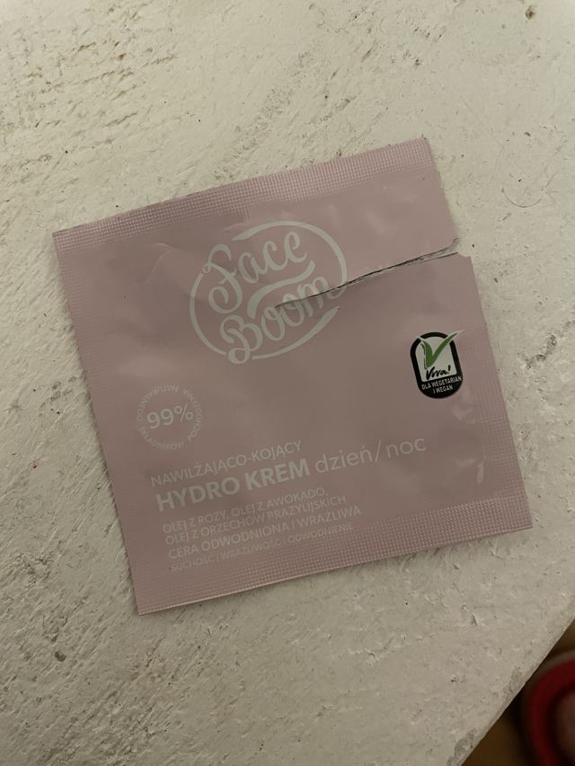 akcja denkowanie! grudzień - kosmetyki w świątecznych opakowaniach i świątecznych kolorach 🎄❄️⛄🎀🎁🎅