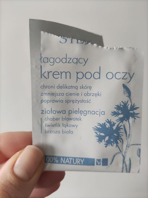 akcja denkowanie! grudzień - kosmetyki w świątecznych opakowaniach i świątecznych kolorach 🎄❄️⛄🎀🎁🎅