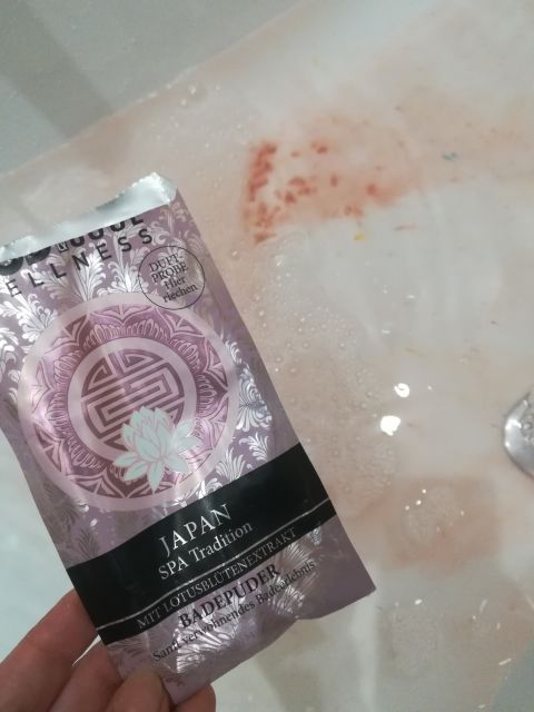 Body & Soul Japan Spa Tradition, Puder do kąpieli, Lotusblütenextrakt