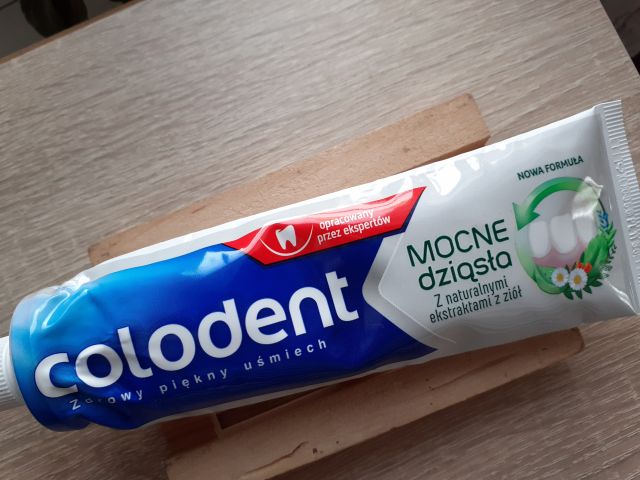 Colodent Pasta do zębów, Mocne dziąsła 