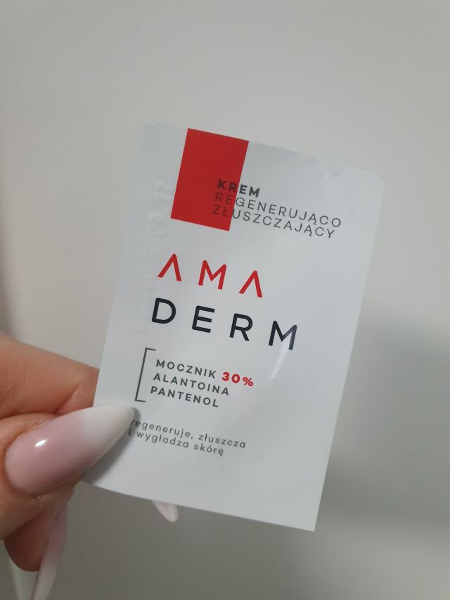 akcja denkowanie! grudzień - kosmetyki w świątecznych opakowaniach i świątecznych kolorach 🎄❄️⛄🎀🎁🎅