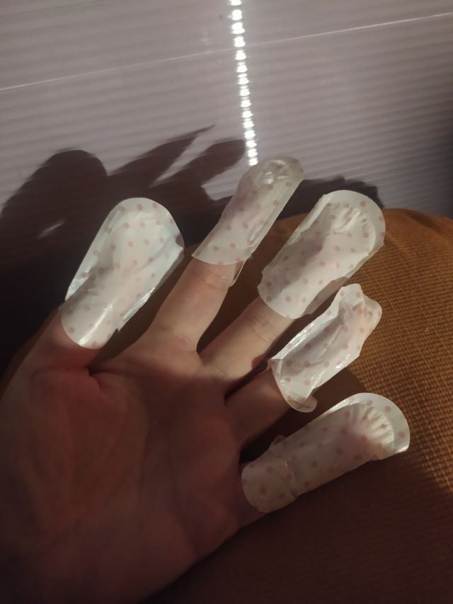 Holika Holika Finger glove