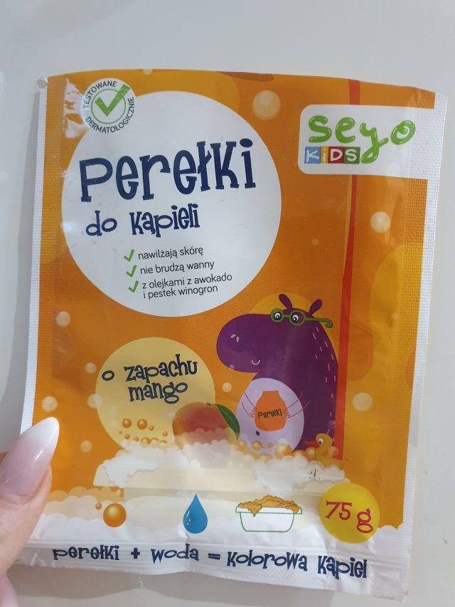 akcja denkowanie! grudzień - kosmetyki w świątecznych opakowaniach i świątecznych kolorach 🎄❄️⛄🎀🎁🎅