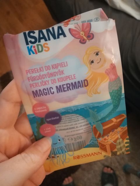 akcja denkowanie! grudzień - kosmetyki w świątecznych opakowaniach i świątecznych kolorach 🎄❄️⛄🎀🎁🎅