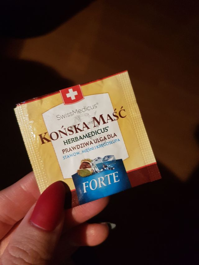 akcja denkowanie! grudzień - kosmetyki w świątecznych opakowaniach i świątecznych kolorach 🎄❄️⛄🎀🎁🎅