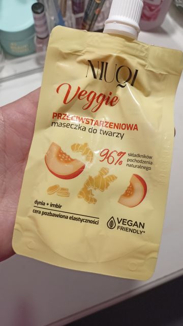 akcja denkowanie! grudzień - kosmetyki w świątecznych opakowaniach i świątecznych kolorach 🎄❄️⛄🎀🎁🎅