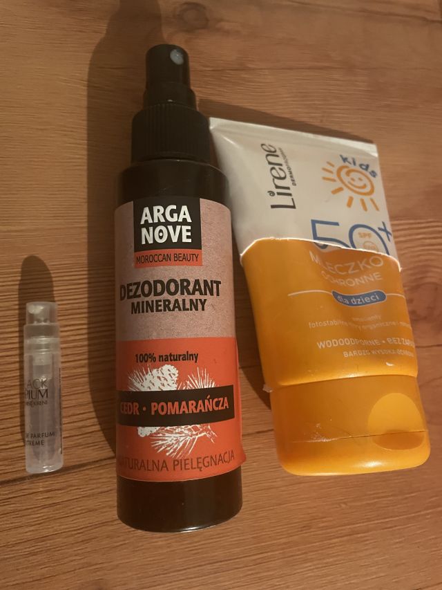 akcja denkowanie! grudzień - kosmetyki w świątecznych opakowaniach i świątecznych kolorach 🎄❄️⛄🎀🎁🎅