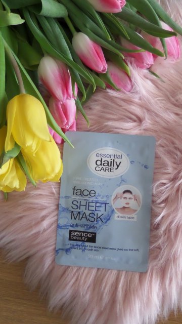 akcja denkowanie! grudzień - kosmetyki w świątecznych opakowaniach i świątecznych kolorach 🎄❄️⛄🎀🎁🎅